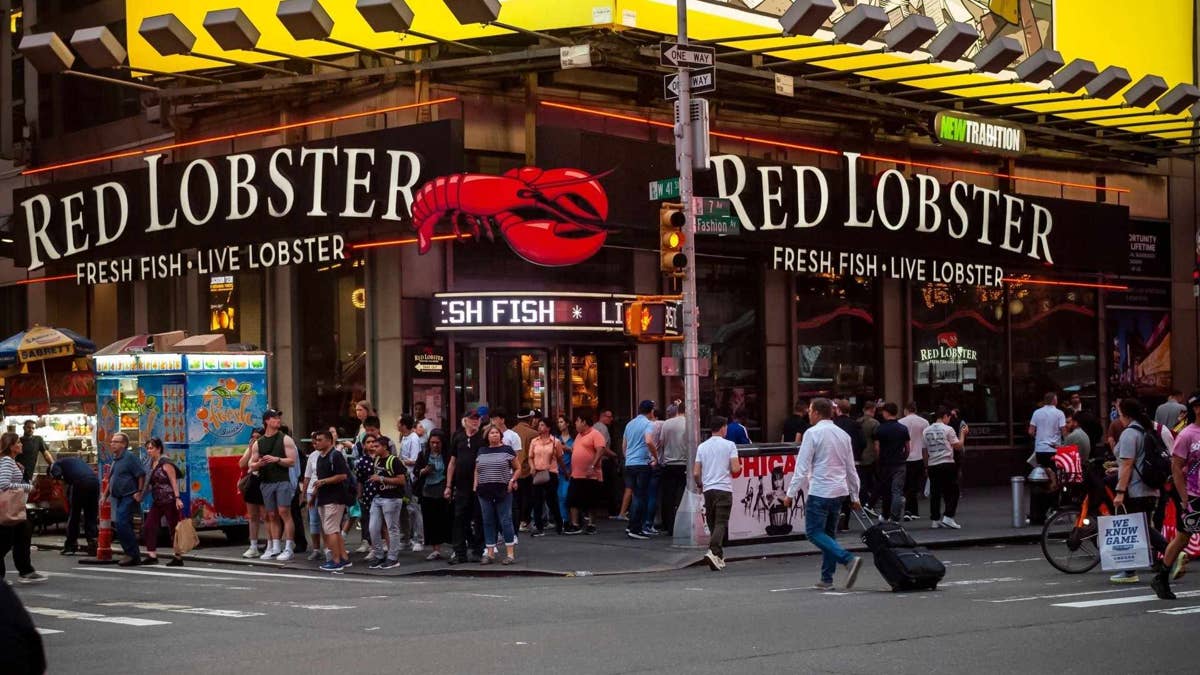 58-year-old casual restaurant chain closed 163 locations