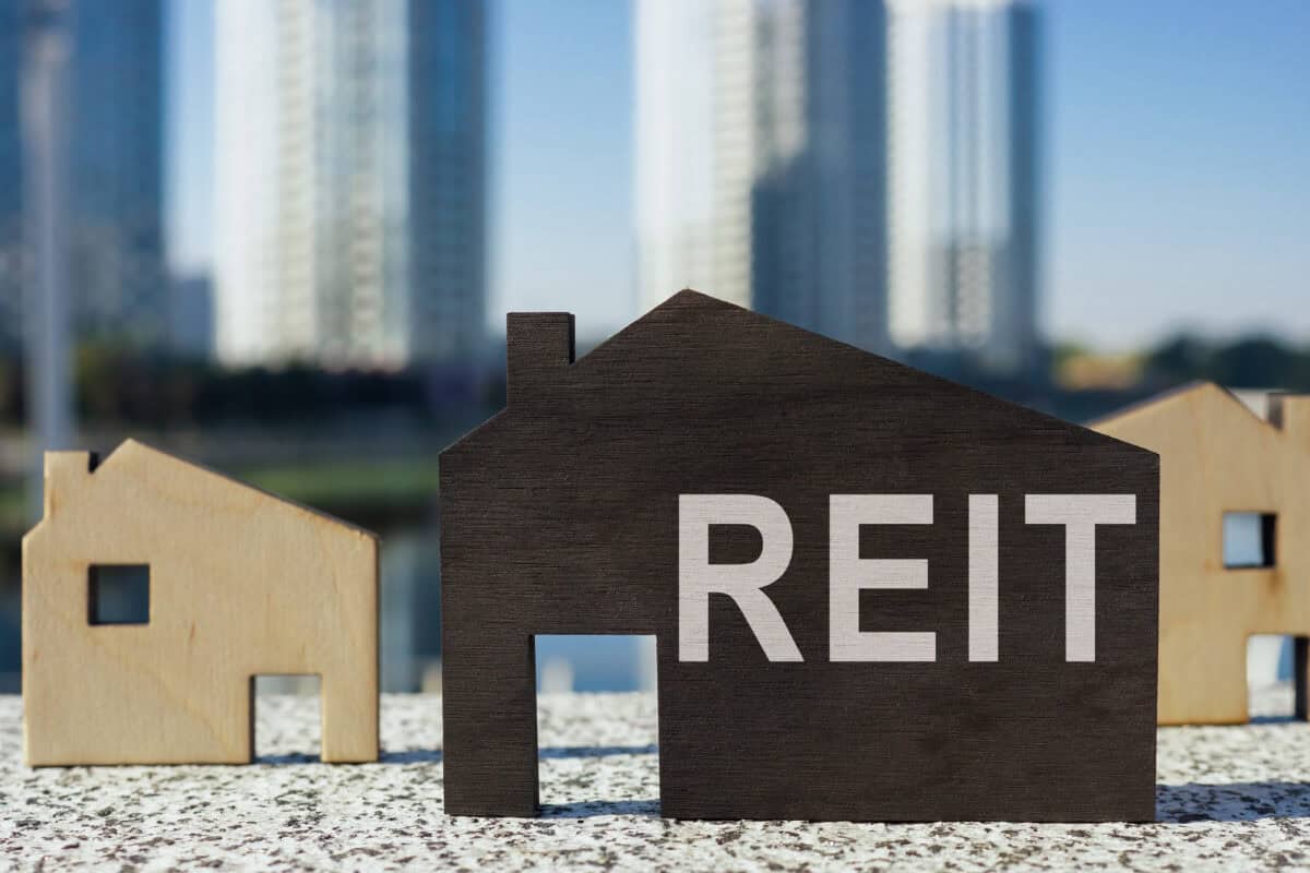 Your GIC Is Maturing: Here’s Where I’d Put $10,000 for More Income