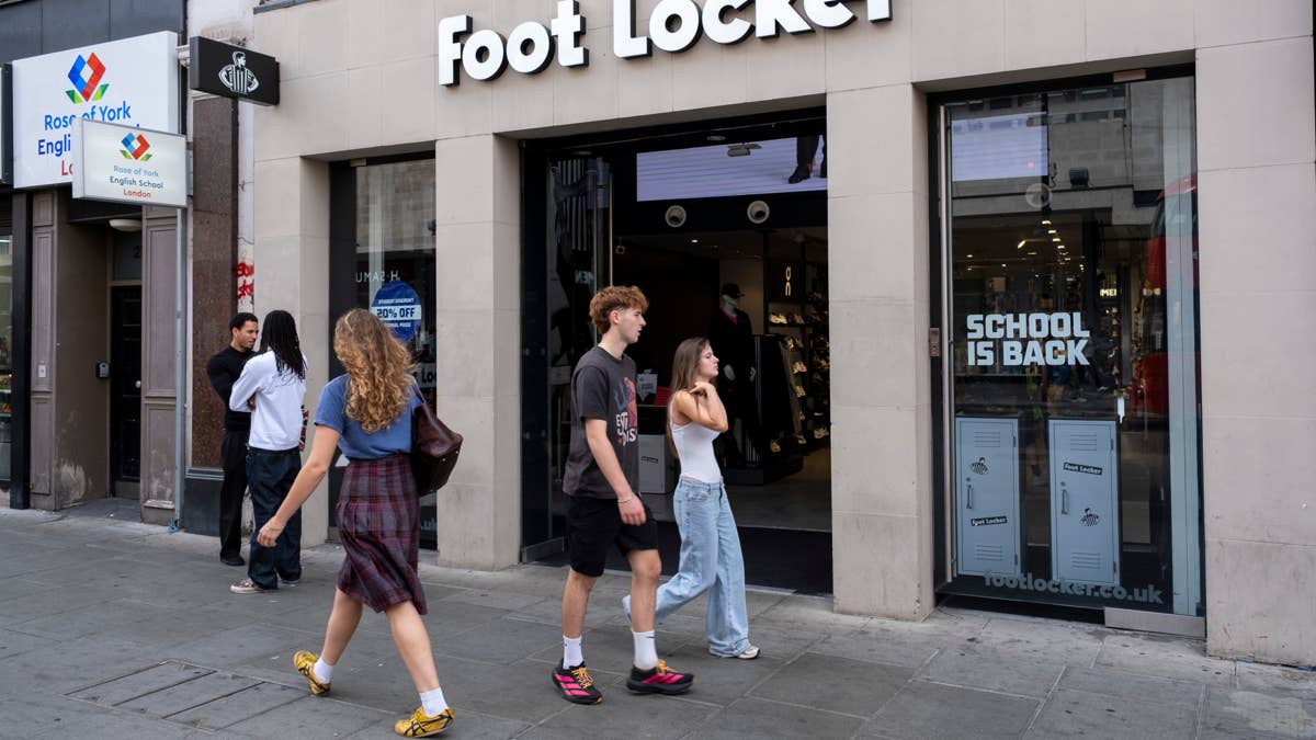 Goldman Sachs resets DKS stock price target amid store closures