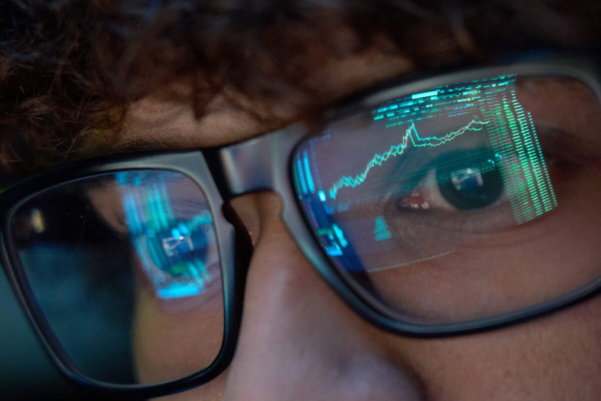 A High Yield Won’t Save You From a Dividend Cut: This 2.5% Payout Looks Safer
